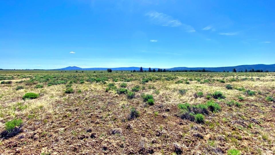  1.43 Acres for Sale in Sprague River, Oregon