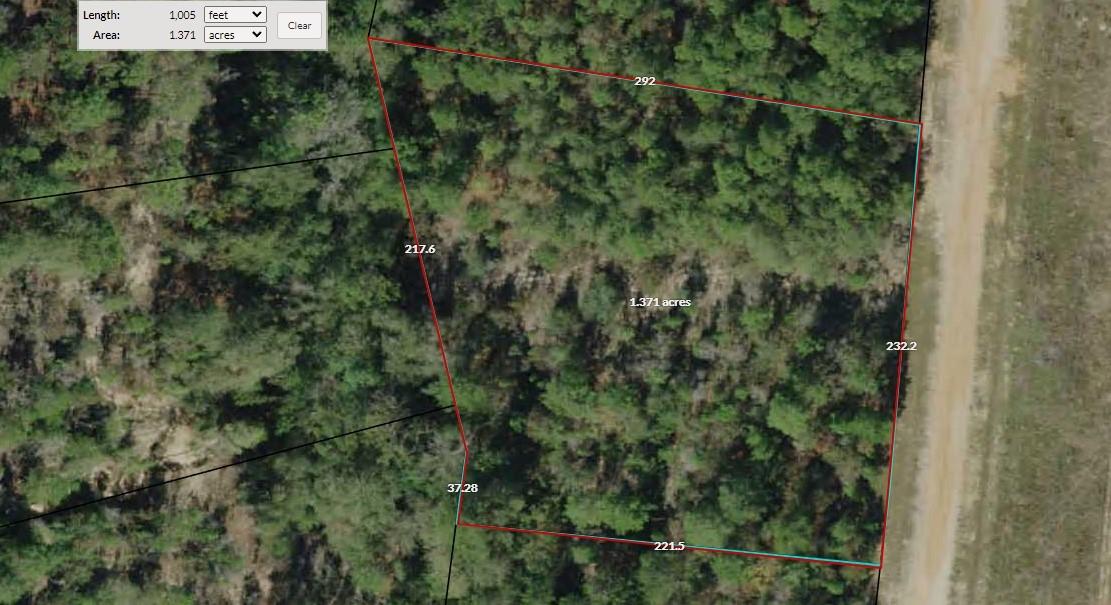  1.37 Acres for Sale in Alford, Florida