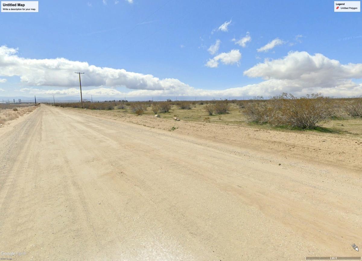  2.39 Acres for Sale in Willow Springs, California