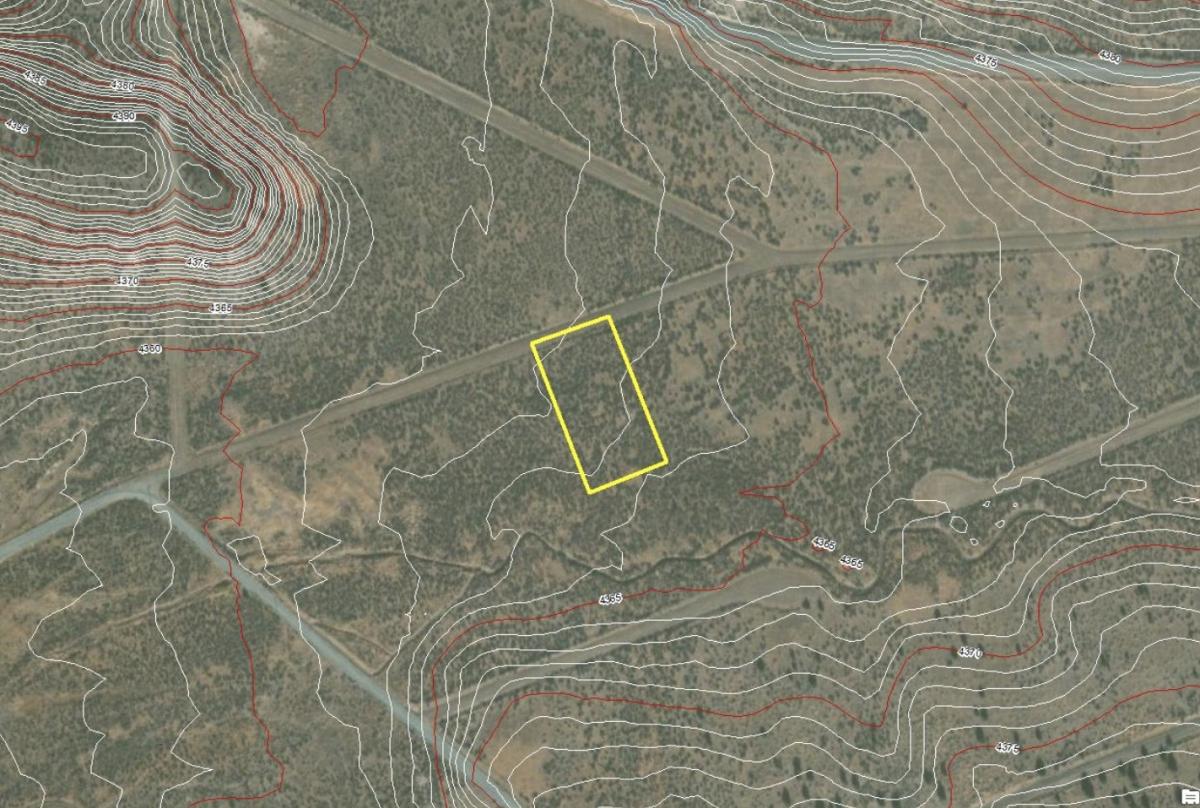  0.98 Acres for Sale in California Pines, California