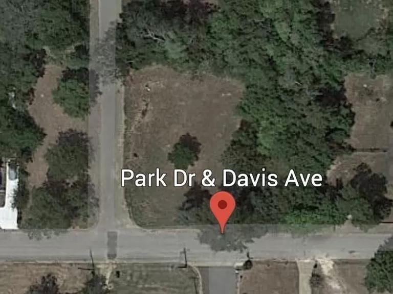  0.16 Acres for Sale in Jacksonville, Texas